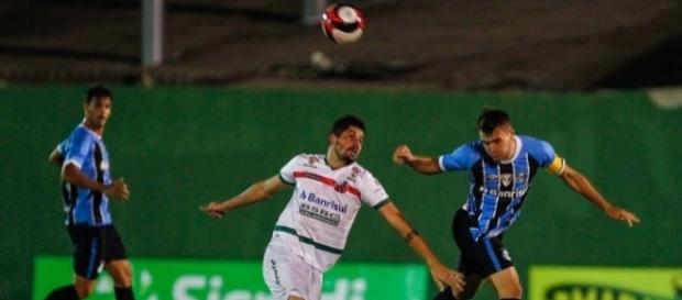 O zagueiro foi capitão da equipe que perdeu para o São Paulo de Rio Grande na última quarta (29) pelo Gauchão O zagueiro foi capitão da equipe que perdeu para o São Paulo de Rio Grande na última quarta (29) pelo Gauchão