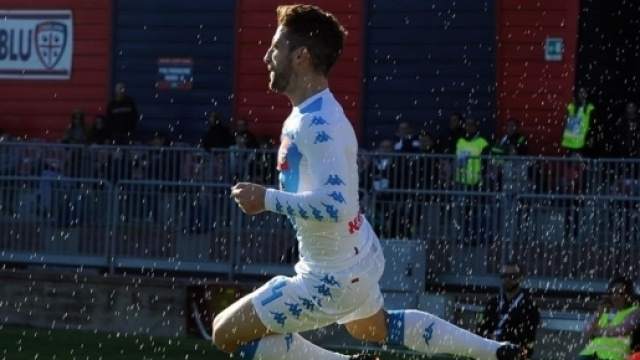 Napoli-Juventus, Serie A 2017: Higuain contro Mertens, come finirà?