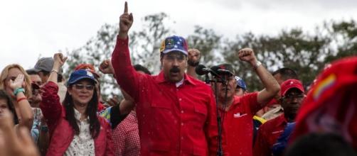 Venezuela en el "ojo del huracán" ante posible Golpe de Estado – Español - nytimes.com