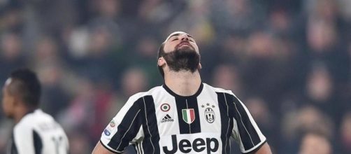 Champions, contro il Siviglia la Juve perde anche Higuain - La Stampa - lastampa.it