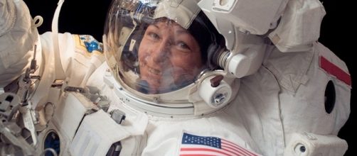 Peggy Whitson sets new spacewalking record for women in space [Image: Wikimedia.com]