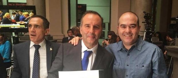 El polémico premio del Club de Periodistas de México para Esteban Arce - twitter.com El polémico premio del Club de Periodistas de México para Esteban Arce - twitter.com