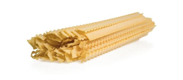 la caratteristica della pasta mafalda? i bordi arricciati che ne fanno un merletto la caratteristica della pasta mafalda? i bordi arricciati che ne fanno un merletto