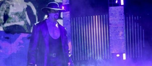 The Undertaker has been absent from WWE since his elimination from the 2017 Royal Rumble match. [Image via Blasting News image library/inquisitr.com]