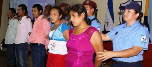 Evangélicos suspeitos de praticar o crime foram detidos pela Polícia Nacional. Evangélicos suspeitos de praticar o crime foram detidos pela Polícia Nacional.