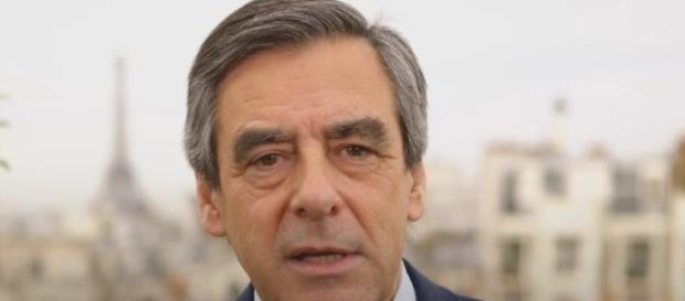 Fillon solitaire attend avec gourmandise et impatience la mobilisation des peuples de Droite au Trocadéro Fillon solitaire attend avec gourmandise et impatience la mobilisation des peuples de Droite au Trocadéro