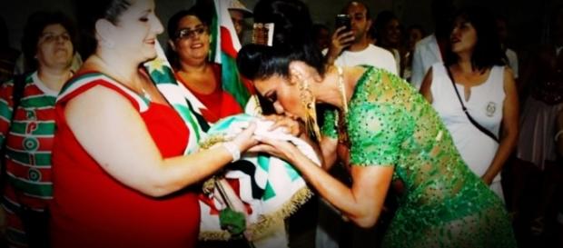 Gracyanne Barbosa é banida de escola de samba Gracyanne Barbosa é banida de escola de samba