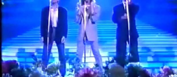 ♫ Morandi, Ruggeri, Tozzi ♪ Si Può Dare Di Più (1987) ♫ Video ... - youtube.com ♫ Morandi, Ruggeri, Tozzi ♪ Si Può Dare Di Più (1987) ♫ Video ... - youtube.com