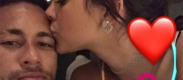 O casal parece ser inseparável O casal parece ser inseparável
