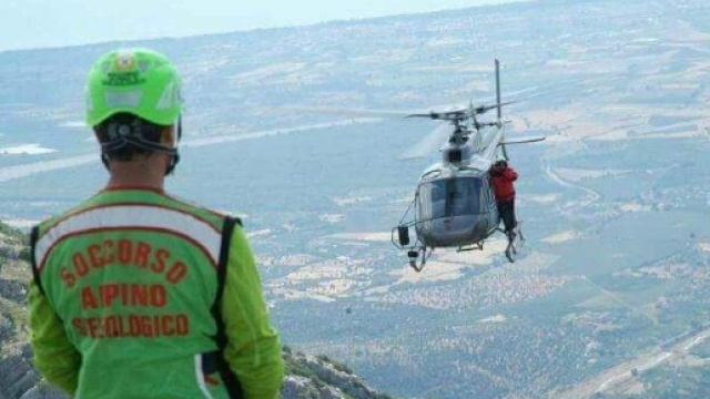 Fondamentale l'ausulio dell'elicottero della Regione Calabria