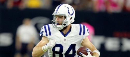 Colts Free Agency: Who to keep and who to let go - horseshoeheroes.com
