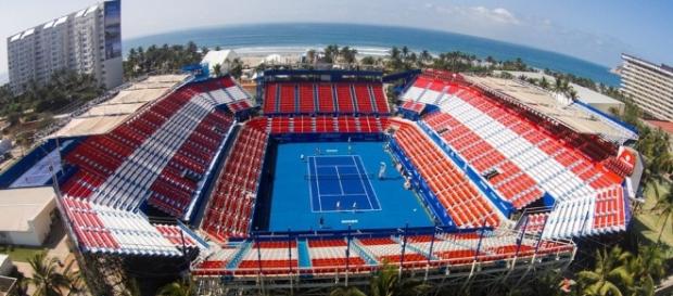 estadio de Acapulco, con una capacidad para siete mil espectadores estadio de Acapulco, con una capacidad para siete mil espectadores
