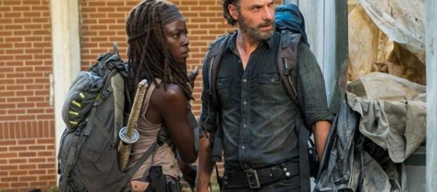 Rick e Michonne no 12º episódio da 7ª temporada de "The Walking Dead" Rick e Michonne no 12º episódio da 7ª temporada de "The Walking Dead"