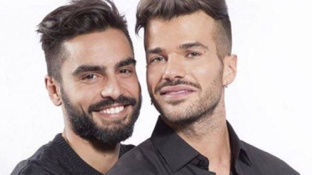Claudio e Mario: primo bacio pubblico su un settimanale - tutte le ... - bitchyf.it