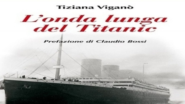 cover del libro "L'ultima onda del Titanic" di Tiziana Vigan&ograve;