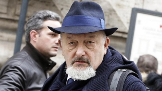 incontro sospetto a Fiumicino tra Tiziano Renzi e Mister X