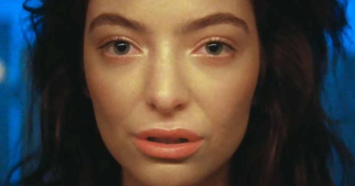 Lorde's new single 'Green Light' is finally here(02)