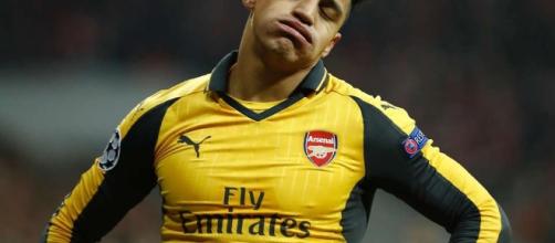 Alexis Sanchez's reaction at full-time is worrying for Arsenal ... - givemesport.com