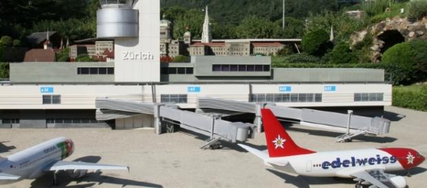 Ein Flughafen darf natürlich nicht fehlen. Ein Flughafen darf natürlich nicht fehlen.