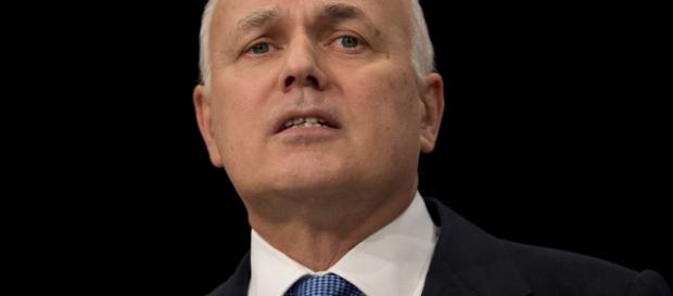 Help to Save scheme for low-paid workers 'attack on the welfare ... - mirror.co.uk Help to Save scheme for low-paid workers 'attack on the welfare ... - mirror.co.uk