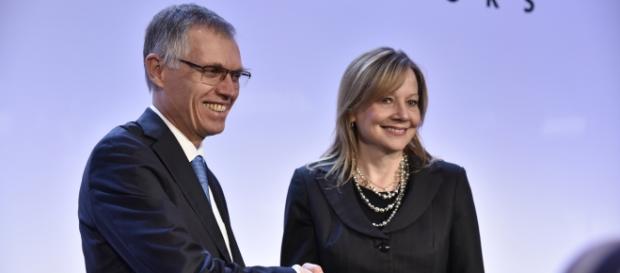 O presidente do Conselho da PSA, Carlos Tavares, e a CEO da GM, Mary Barra: “Plano pensado para ambas companhias saírem ganhando", disse a executiva O presidente do Conselho da PSA, Carlos Tavares, e a CEO da GM, Mary Barra: “Plano pensado para ambas companhias saírem ganhando", disse a executiva