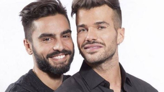 Claudio e Mario: primo bacio pubblico su un settimanale - tutte le ... - bitchyf.it