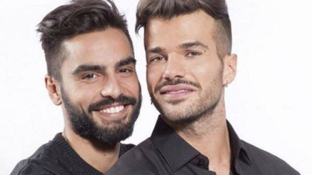 Claudio e Mario: primo bacio pubblico su un settimanale - tutte le ... - bitchyf.it