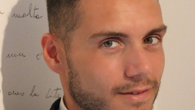 Da avvocato a 'sex-worker', soluzione alla precariet&agrave; lavorativa trovata da un laureato napoletano. Foto: Facebook.