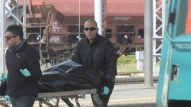 Il suicidio di un disoccupato rodigino, tanti curricula in macchina