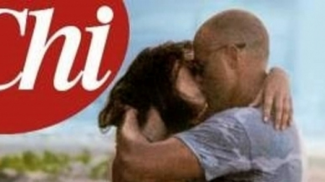 Isola, scoppia la passione tra Stefano Bettarini e l'ex naufraga