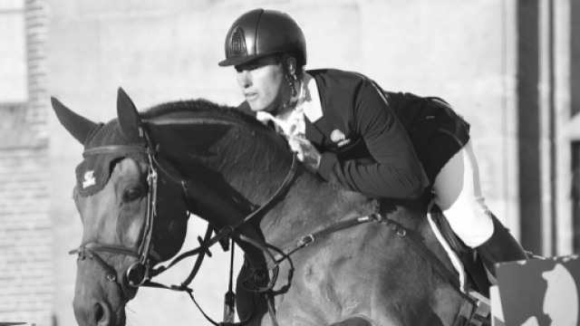 Rien ne remplacera la parfaite osmose homme/cheval. Selon François Baucher l'éperon est un "rasoir dans les mains d'un singe".