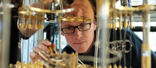 You can now tinker around with IBM's quantum computers - straight ... - zmescience.com