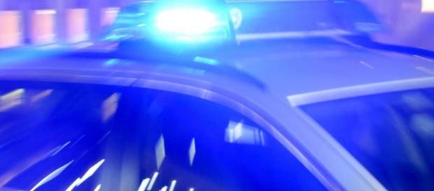Blaulicht: Warum leuchtet es in der Farbe Blau? | Auto - tz.de Blaulicht: Warum leuchtet es in der Farbe Blau? | Auto - tz.de
