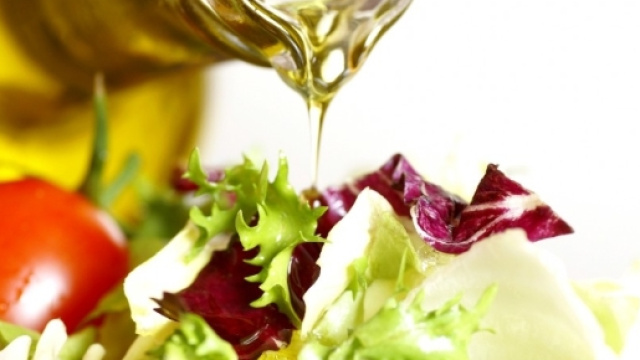 Cancro al seno: dieta mediterranea riduce il rischio del 40%