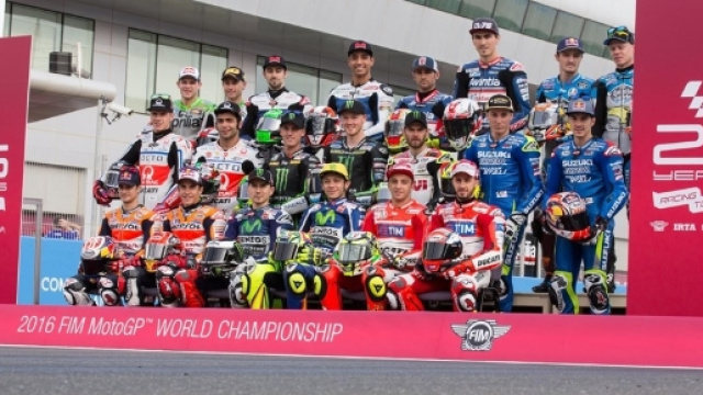 MotoGP: i piloti correranno anche con la pioggia in Qatar