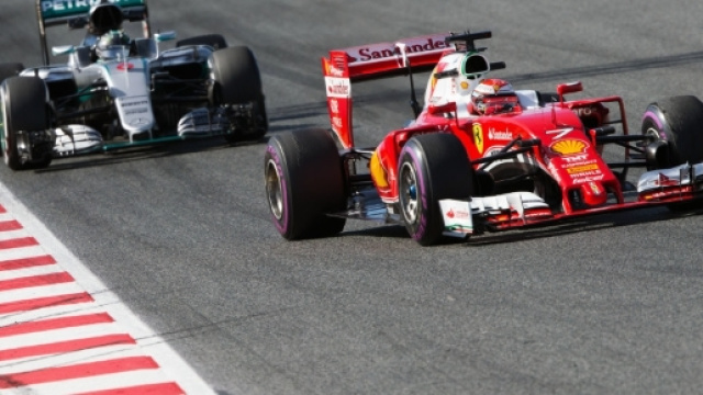 Test F1 Barcellona &ndash; La SF70H sembra in grado di minacciare lo strapotere Mercedes - motorionline.com