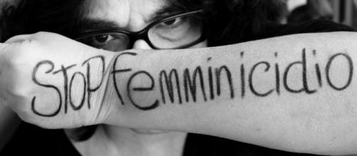 neappure la festa della donna ferma la violenza: stop femminicidio