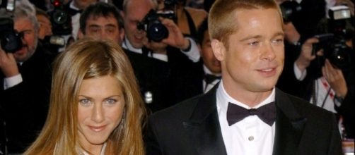 Are famous exes Brad Pitt and Jennifer Aniston working on a new project after the actor's split from Angelina Jolie? (via Blasting News Library)