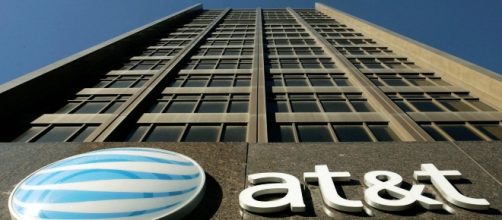 AT&T in trouble with FCC over failure of 911 service - digitaltrends.com
