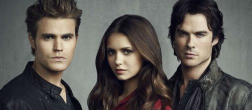 Stefan, Elena e Damon in una scena del film