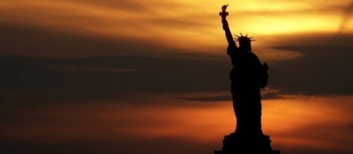The Statue of Liberty went dark and the timing is just too perfect - mashable.com