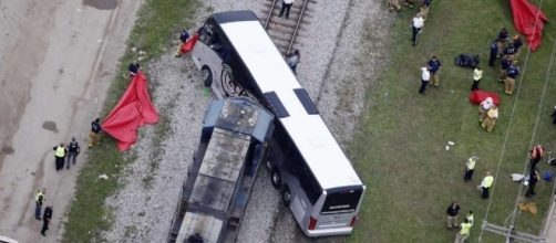 Train hits bus, killing 4 passengers on senior center trip ... - houstonchronicle.com