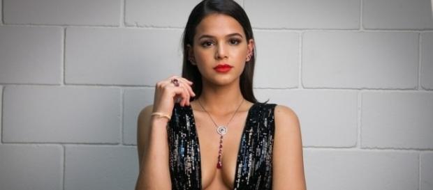 Bruna Marquezine revelou vários segredos Bruna Marquezine revelou vários segredos