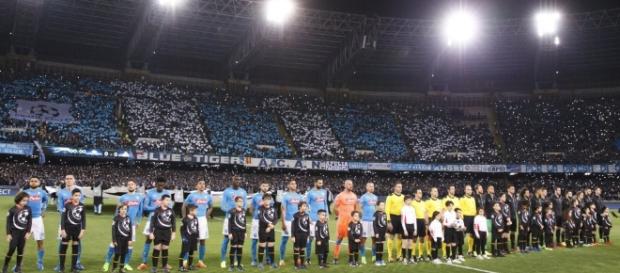 El Nápoles y el Real Madrid, minutos antes del encuentro |Diario As El Nápoles y el Real Madrid, minutos antes del encuentro |Diario As