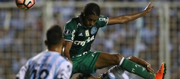 Keno foi o autor do gol de empate na Argentina Keno foi o autor do gol de empate na Argentina