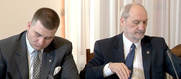 Kiedy Bartłomiej Misiewicz zostanie przesłuchany w sprawie oskarżenia go o sutenerstwo homoseksualne? Kiedy Bartłomiej Misiewicz zostanie przesłuchany w sprawie oskarżenia go o sutenerstwo homoseksualne?