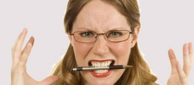 Seja discreto, algumas perguntas podem deixar a mulher um pouco irritada. Seja discreto, algumas perguntas podem deixar a mulher um pouco irritada.