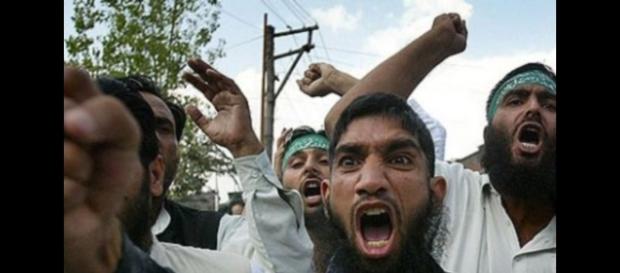 Study: Muslims Could Outnumber Christians By Turn Of The Century - westernjournalism.com Study: Muslims Could Outnumber Christians By Turn Of The Century - westernjournalism.com