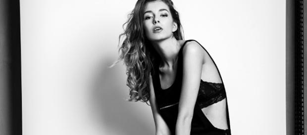 Veja quantos encontros essa modelo conseguiu marcar no Tinder Veja quantos encontros essa modelo conseguiu marcar no Tinder