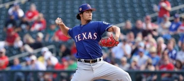 Yu Darvish está preparado para fazer uma temporada forte pelos Rangers (foto: divulgação Twitter) Yu Darvish está preparado para fazer uma temporada forte pelos Rangers (foto: divulgação Twitter)